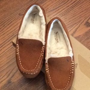 Koolaburra by UGG flats